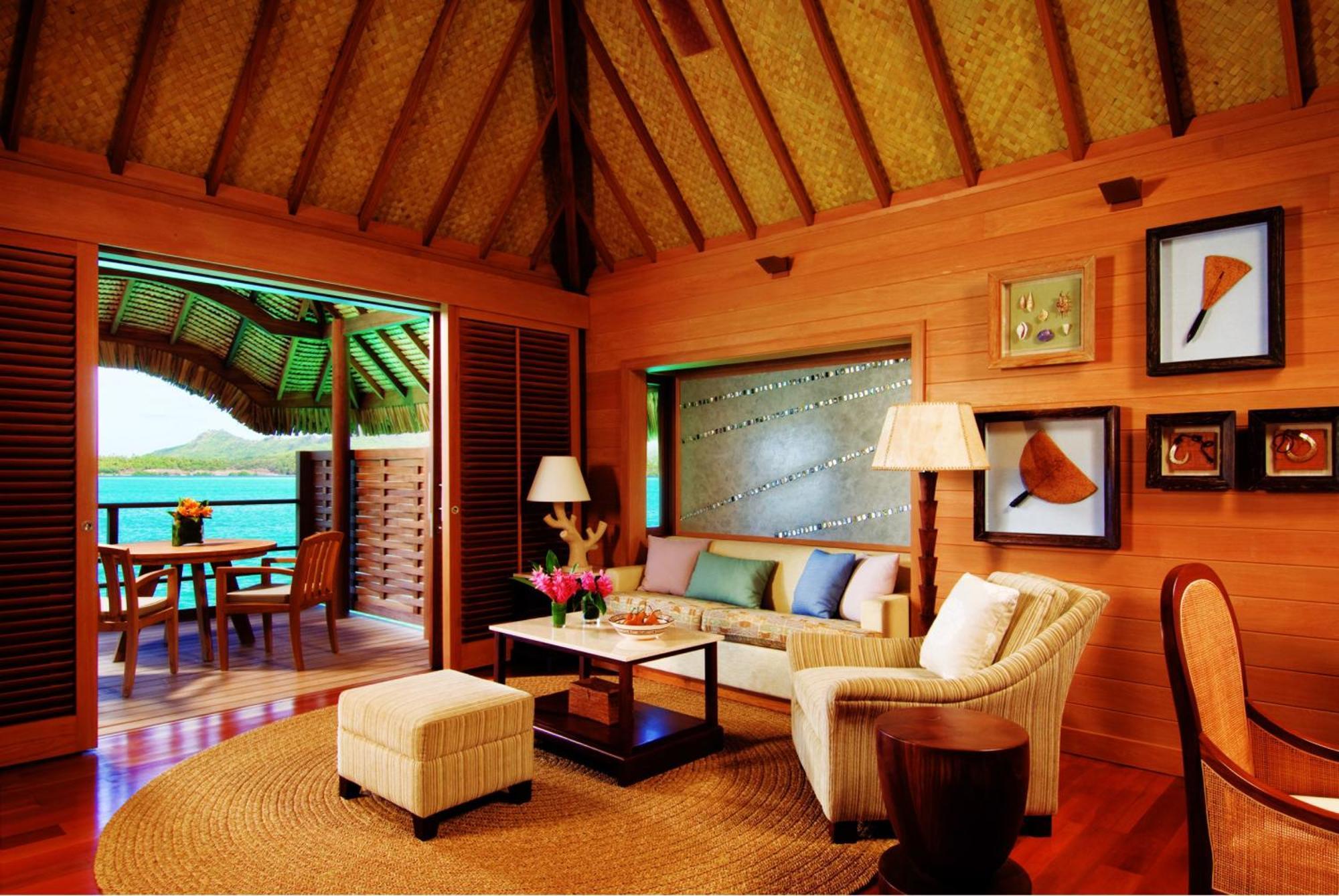 Bungalow sur Pilotis avec Suite 2 Lits Queen-Size - Vue sur Lagon